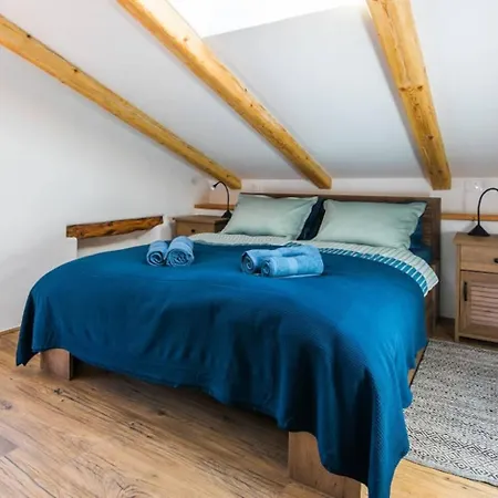 Apartma Luna With Mountain View *