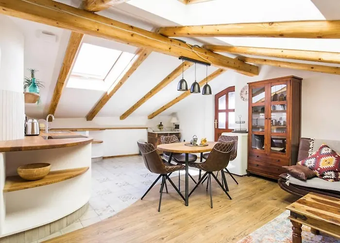 Hotel Apartma Luna With Mountain View *