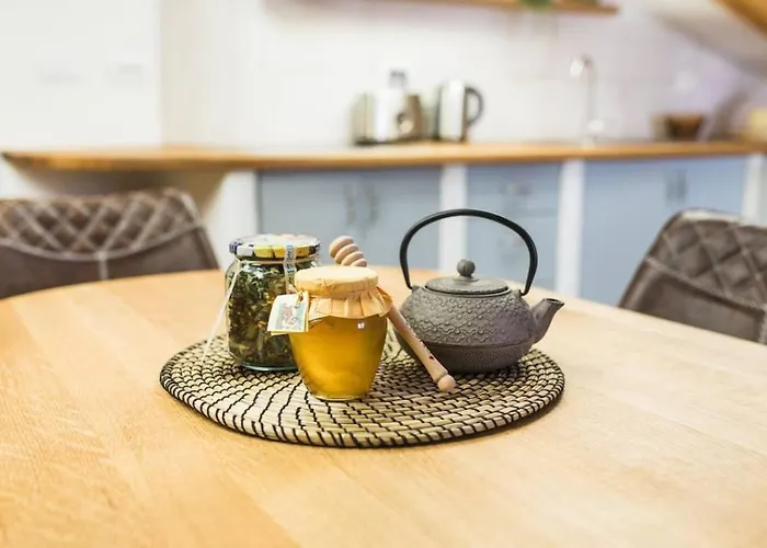 Apartma Luna With Mountain View Hotel *