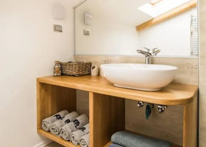 Hotel Apartma Luna With Mountain View